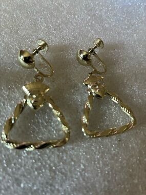 Gold-Tone Twisted Triangle Clip-On Earrings Asian face